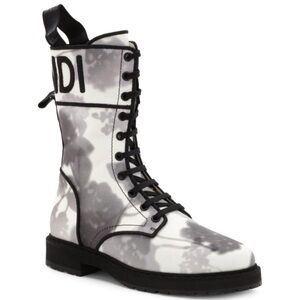 Fendi Women's Black and Gray Boots